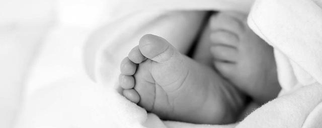 В Индии родители по ошибке похоронили заживо свою новорожденную дочь