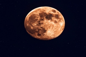 Астрономический март: «Поцелуй Венеры», луна в тени и МКС над Уралом