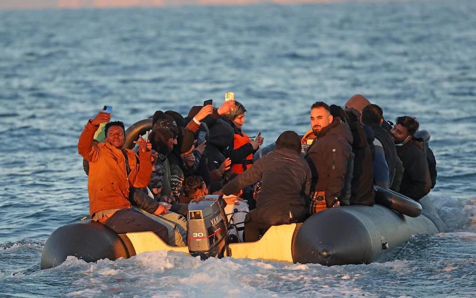 40,000 migrants have arrived in Britain across the English Channel since the beginning of 2022