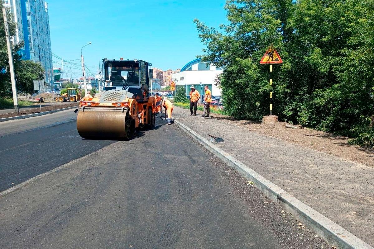 Мэр Руслан Болотов: Готовность ремонта на 16 улицах Иркутска в рамках нацпроекта превзошла 50 %