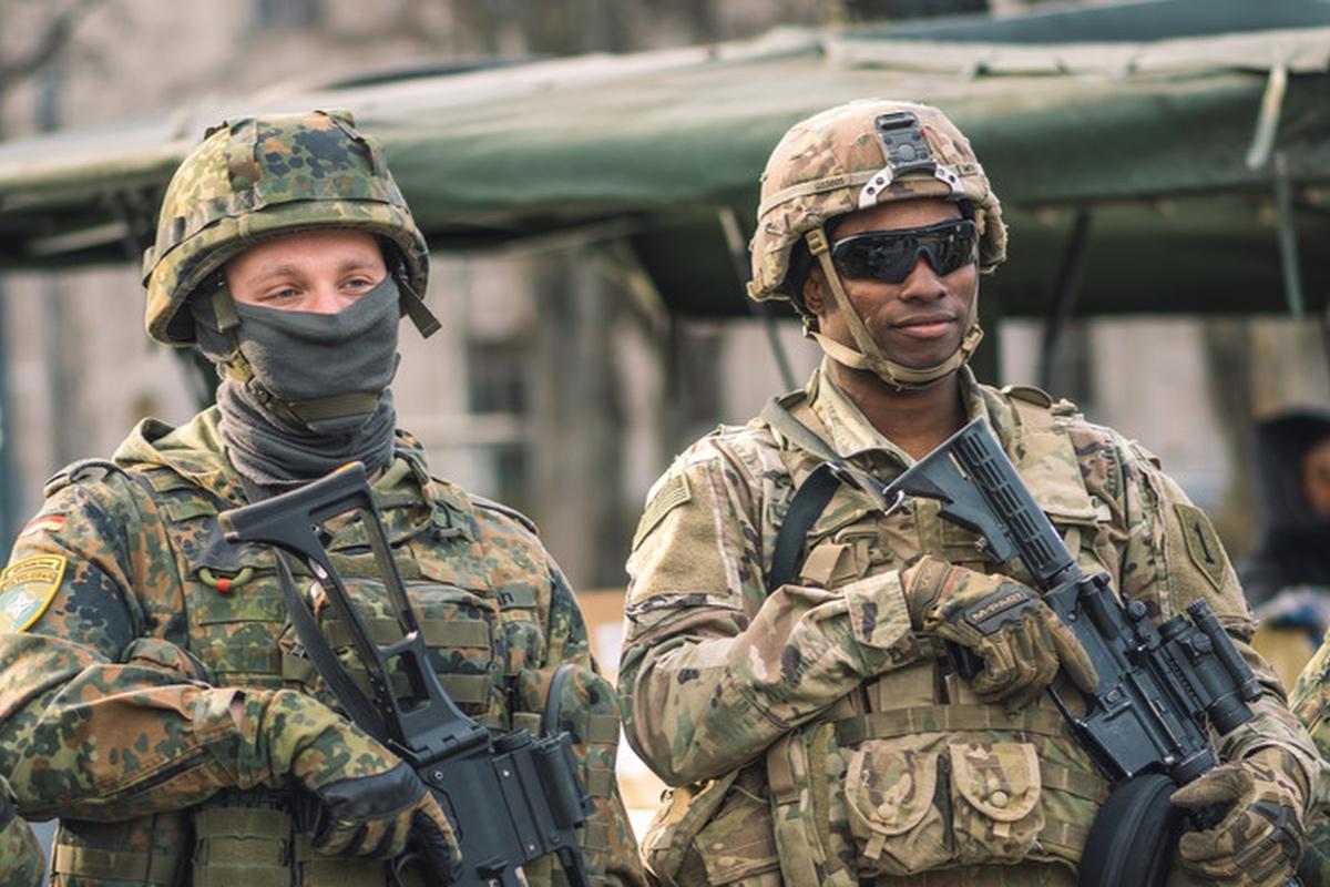 Песков заявил, что Россия не допустит миротворцев ЕС на Украину