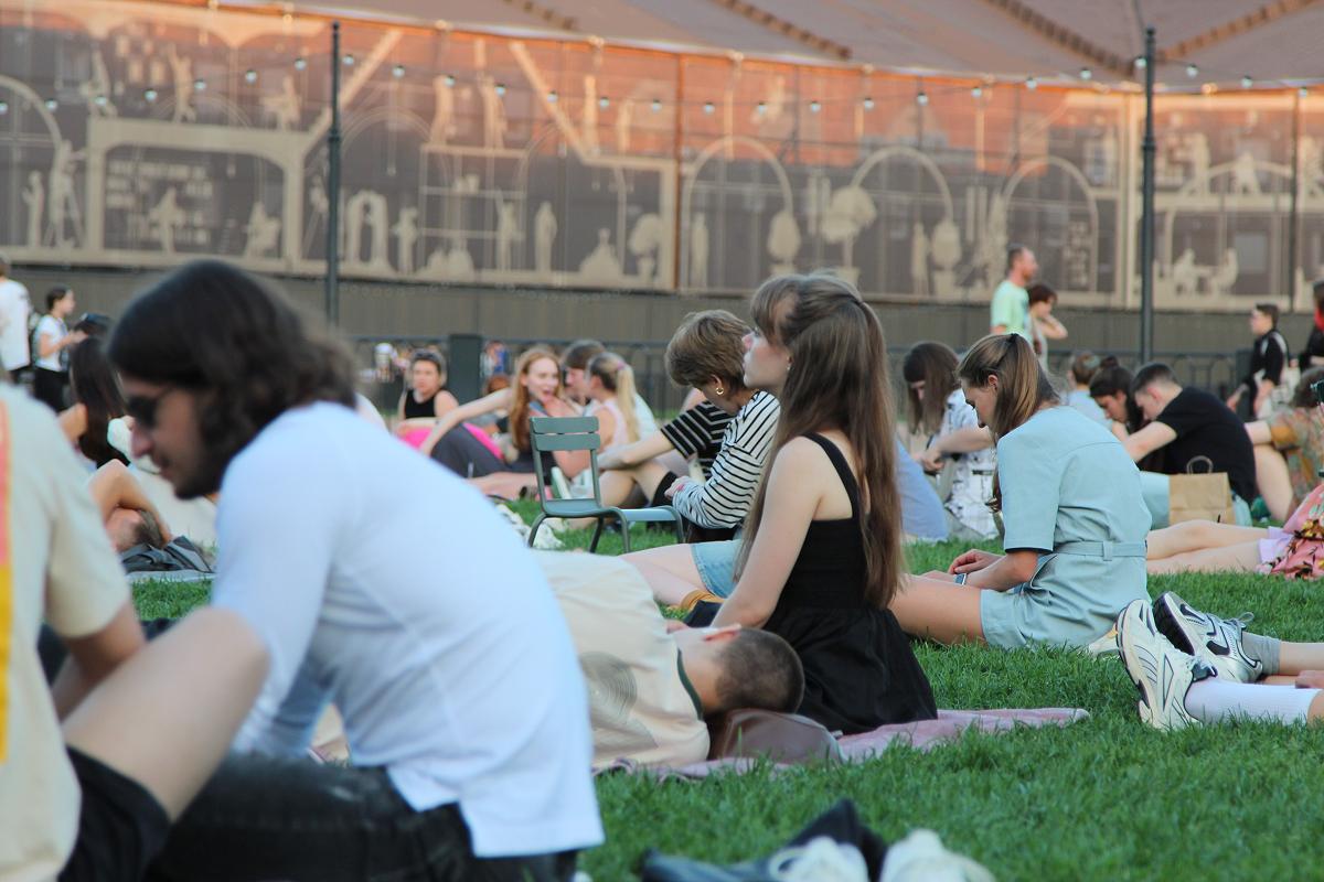 От льготных кредитов до IT-курсов: ЛДПР озвучила план по удержанию молодежи в Севастополе