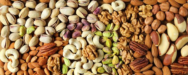 Нутрициолог Юлия Ходос перечислила самые полезные орехи