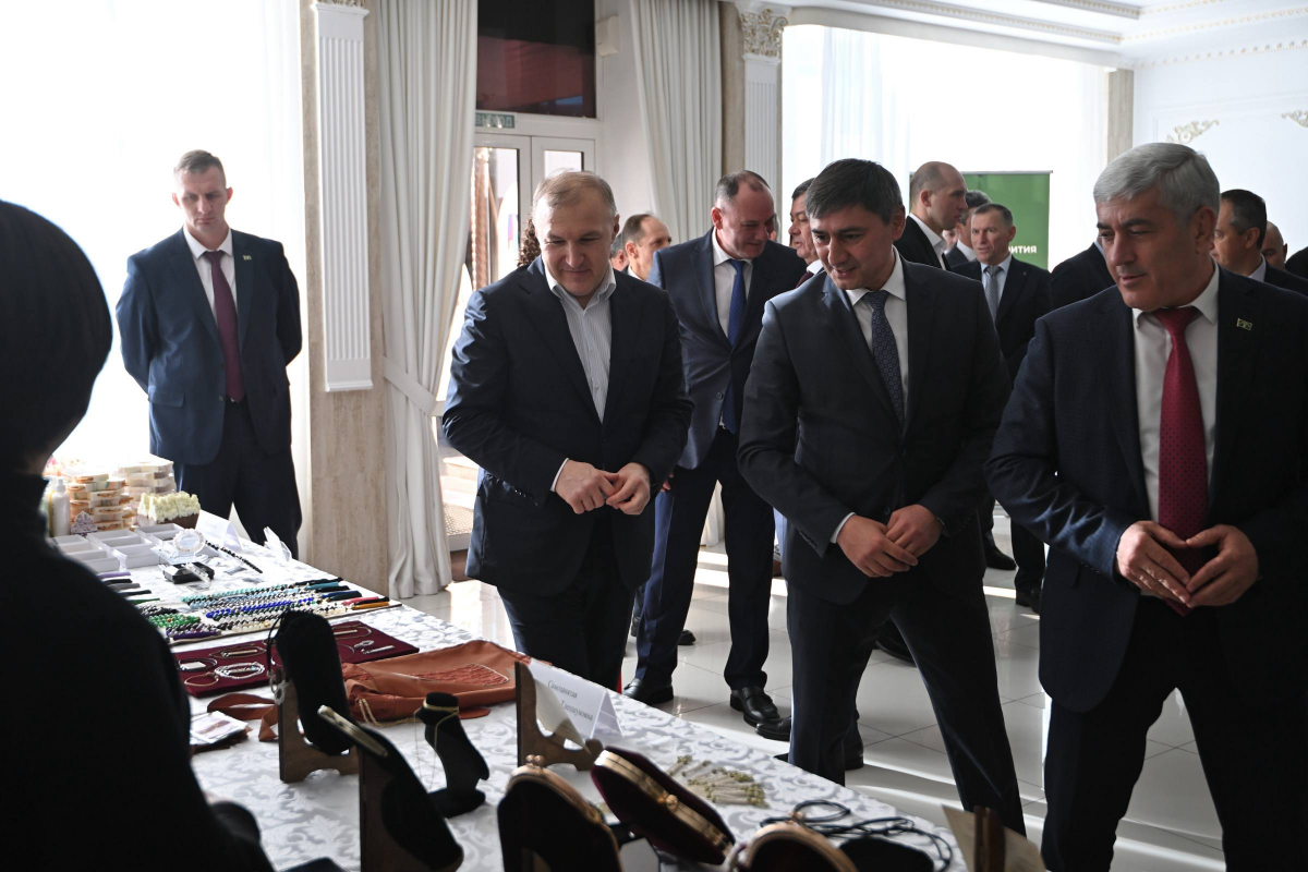 Мурат Кумпилов: Объем инвестиций в экономику Адыгеи за 9 месяцев 2025 года достиг лучшего в ЮФО показателя – 54 млрд рублей