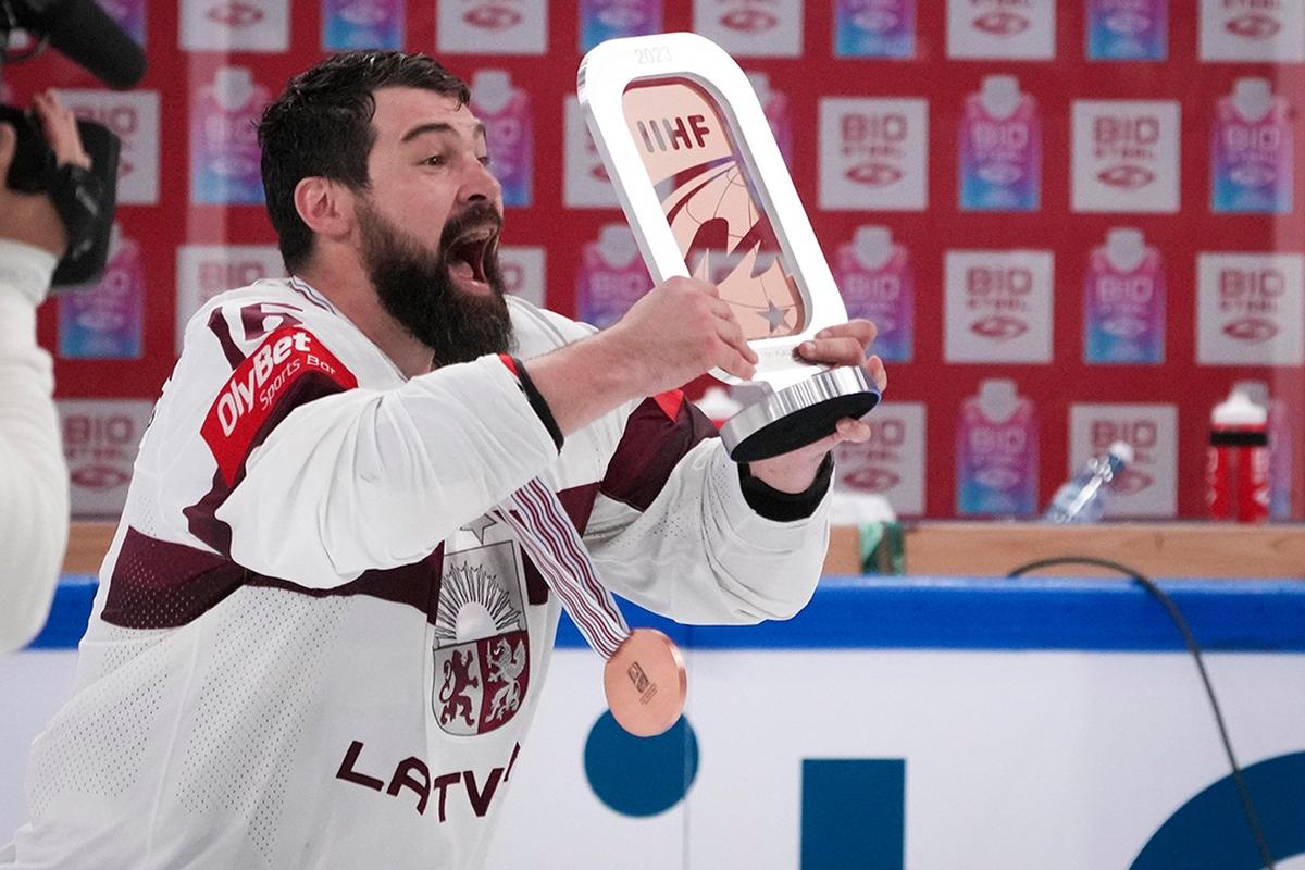 Капитан хоккейной сборной Латвии против участия российских спортсменов на Олимпиаде