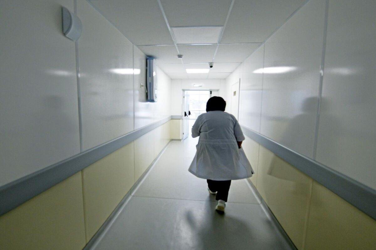 Врачи в России теперь обязаны ставить в известность полицию о психически опасных пациентах