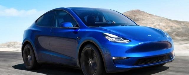 В России начались продажи нового электрокара Tesla Model Y