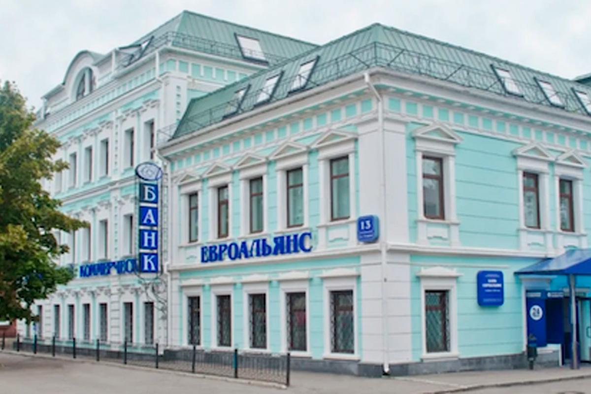 Ивановский банк обокрали на 370 тысяч долларов