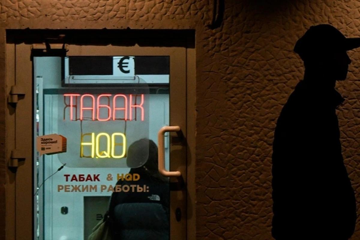 За нелегальную торговлю табаком — теперь не только штраф, но и уголовное наказание