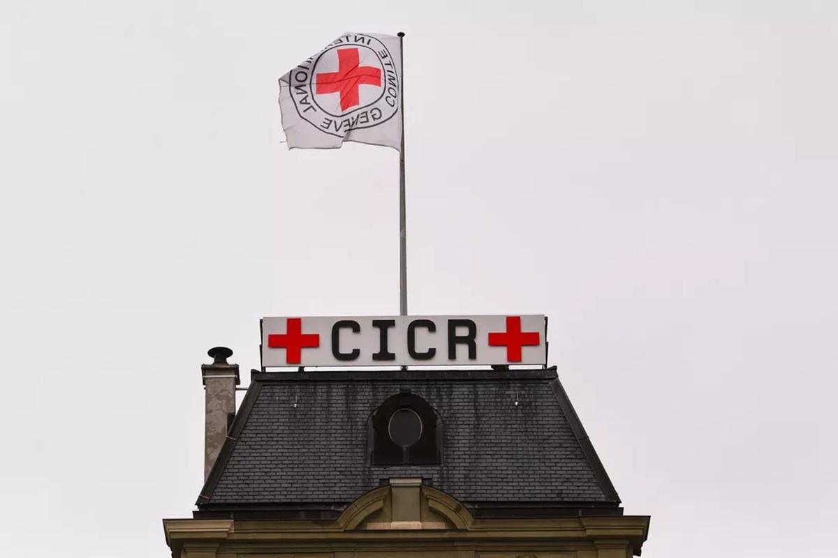 The first group of hostages has been handed over to the Red Cross in Gaza