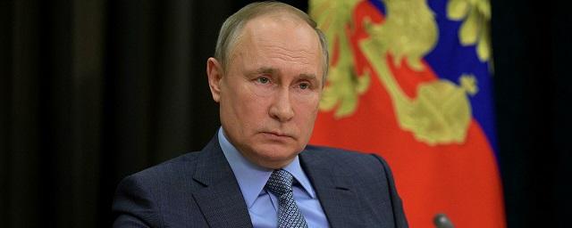 Путин: Украину медленно превращают в антипод России