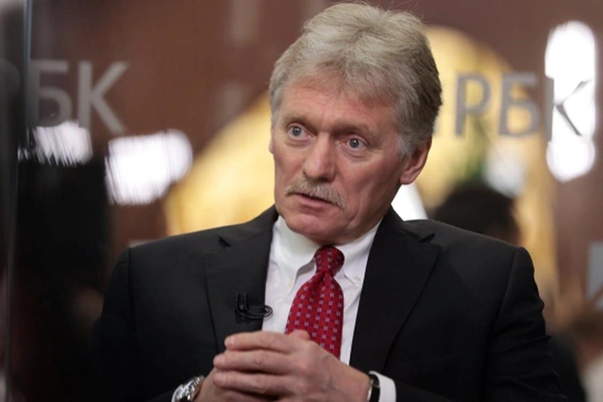 Песков объяснил отсутствие Путина на прощании со Старовойтом