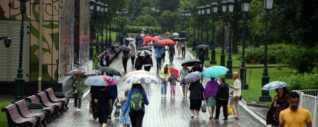 Экстренное предупреждение из-за ливня объявлено в Московской области