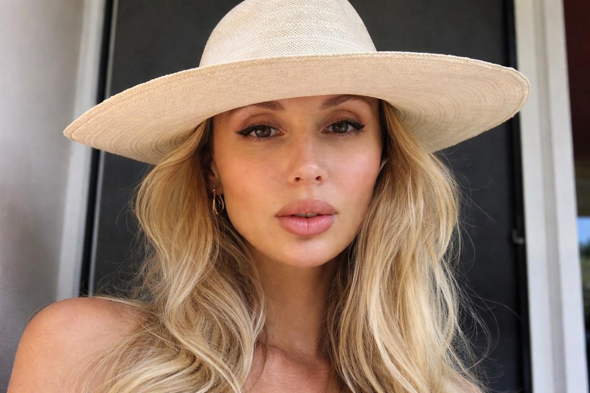 «Три часа позора»: после пения в «банку» зрители концерта в Майами назвали Лободу «самодуркой»