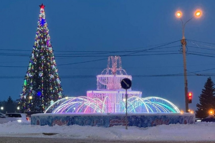 В преддверии Нового года в Томске заработал новый фонтан