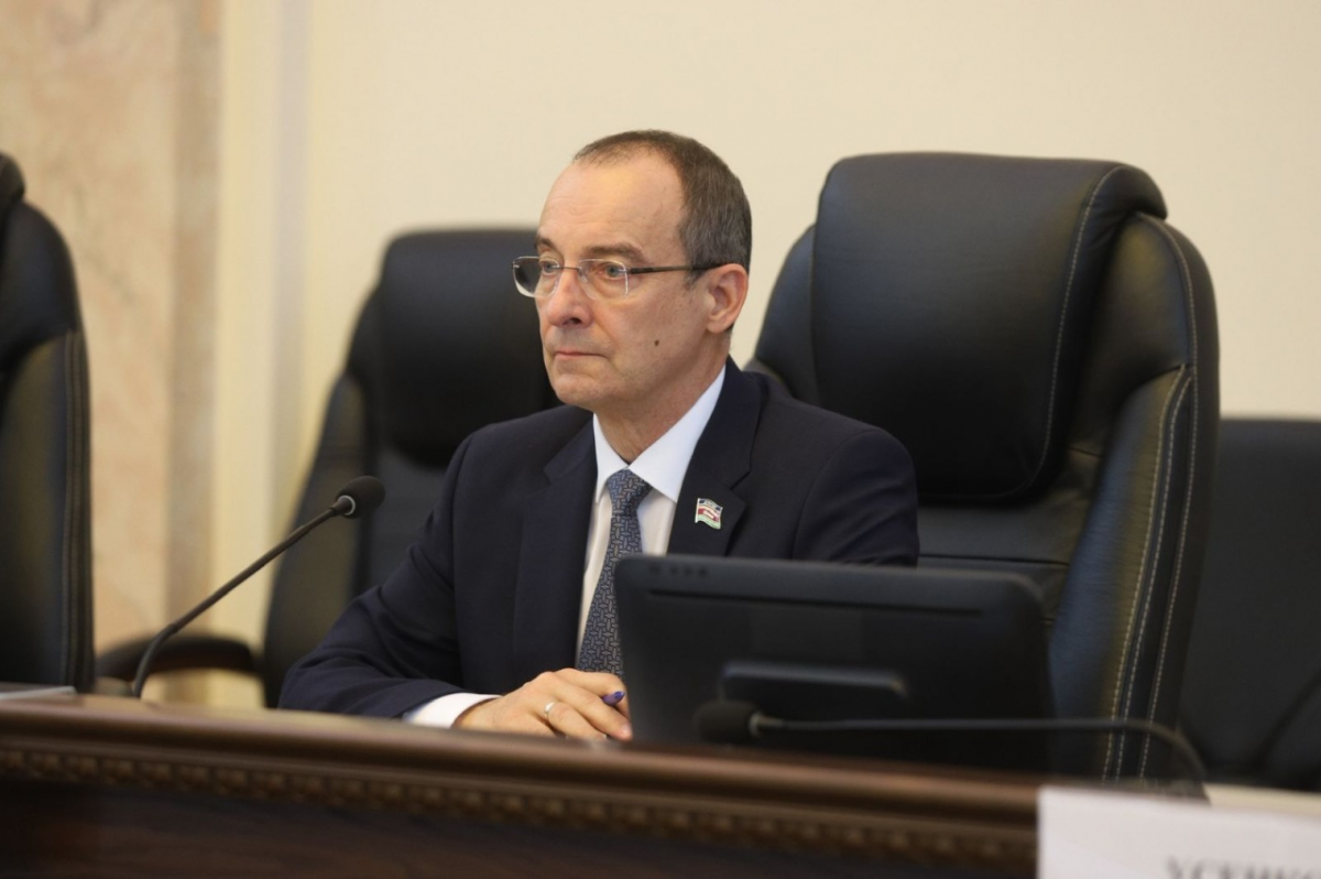 В Законодательном Собрании состоялись парламентские слушания по проекту краевого бюджета на новый трехлетний период