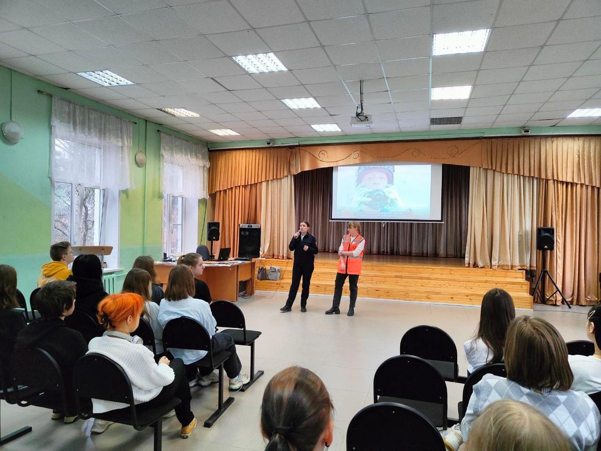 В мкр. Клязьма Городского округа Пушкинский с детьми поговорили о «зацепинге»