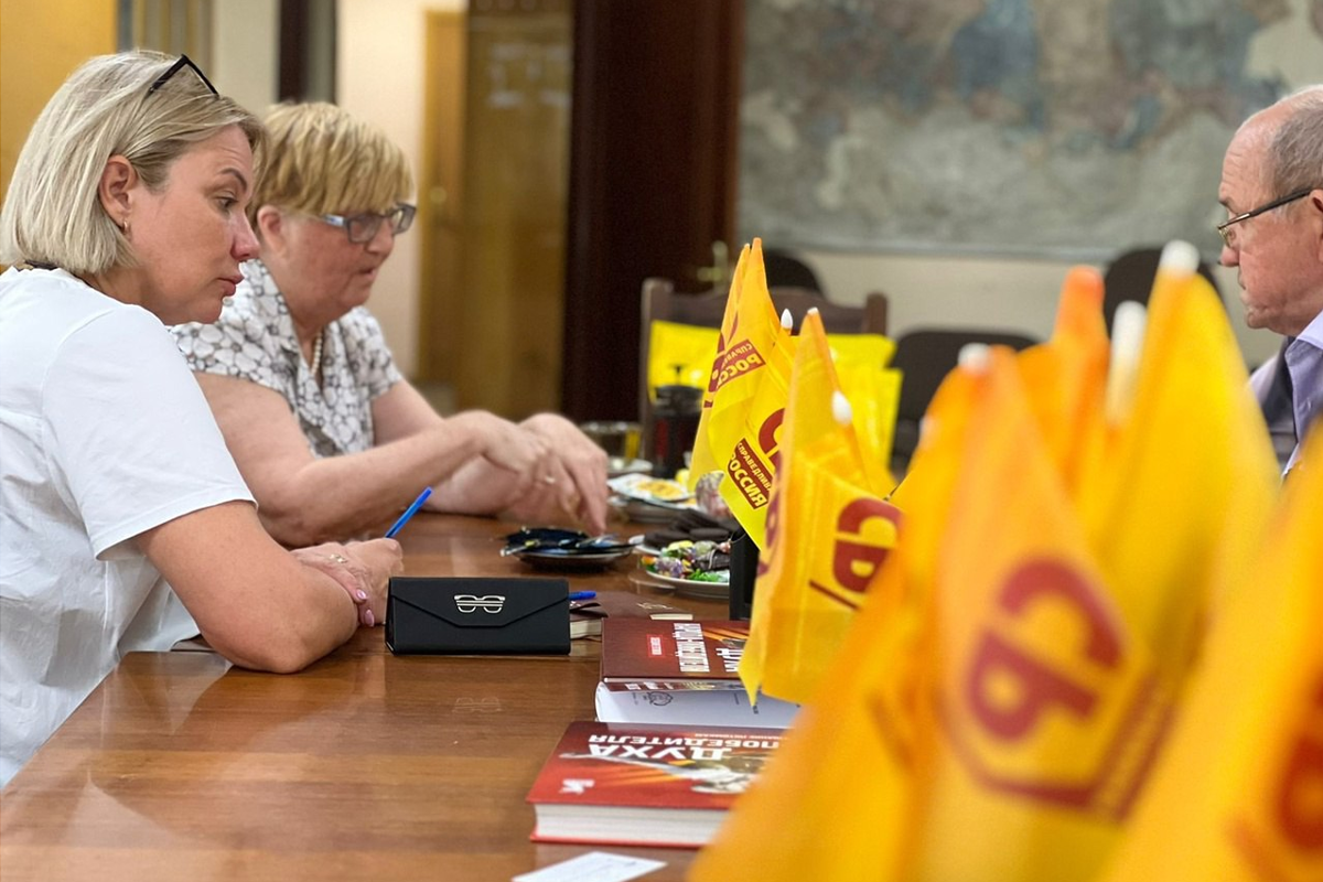 Депутаты Гордумы Астрахани в общерегиональный день приняли обращения от 40 жителей