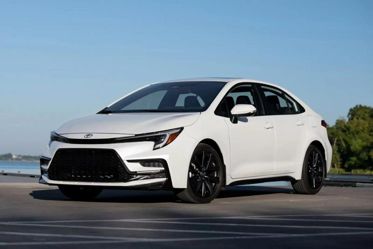 Стартовали продажи новой Toyota Corolla 2026 за 24 180 долларов