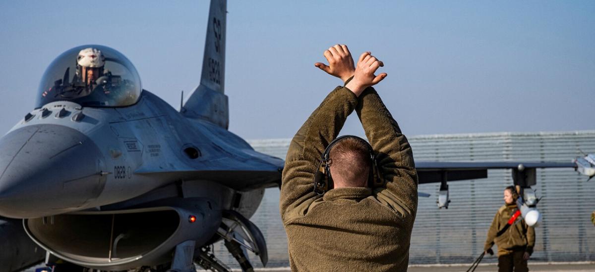 Это все очень сложно: Игнат о содержании Украиной истребителей F-16