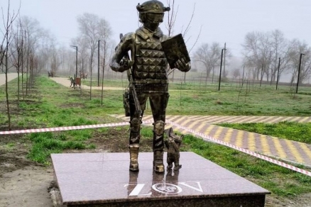 В Моздоке демонтировали памятник участникам СВО, который раскритиковали горожане