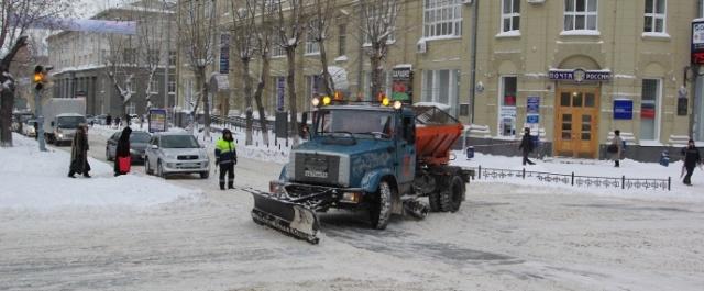 Новосибирские коммерсанты вывезли с улиц 112 тысяч кубометров снега