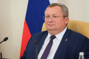 «Вся работа идет на основе прямых обращений родителей»: Председатель Думы Астраханской области Игорь Мартынов рассказал о мерах поддержки семей с детьми-инвалидами в регионе