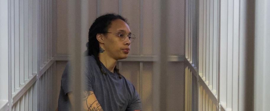 Американская баскетбольная звезда Бриттни Грайнер напишет книгу о своем пребывании в России