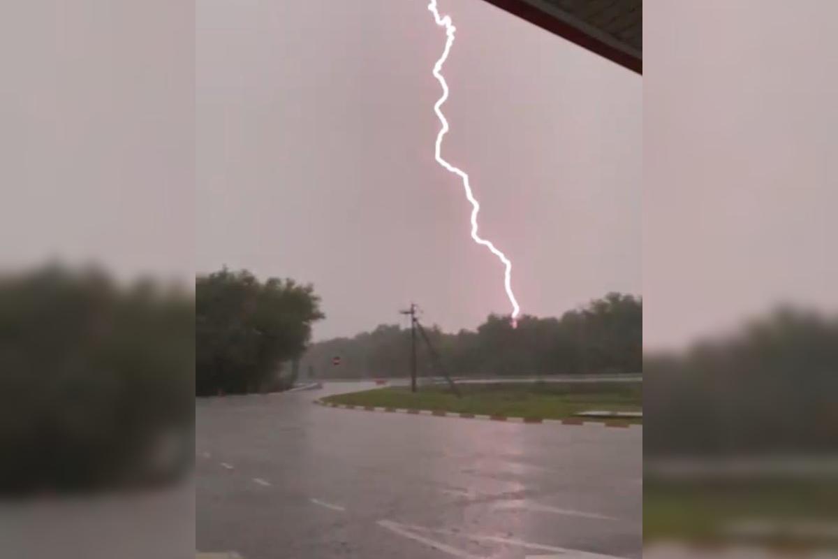 В Ростовской области объявили штормовое предупреждение до 24 апреля