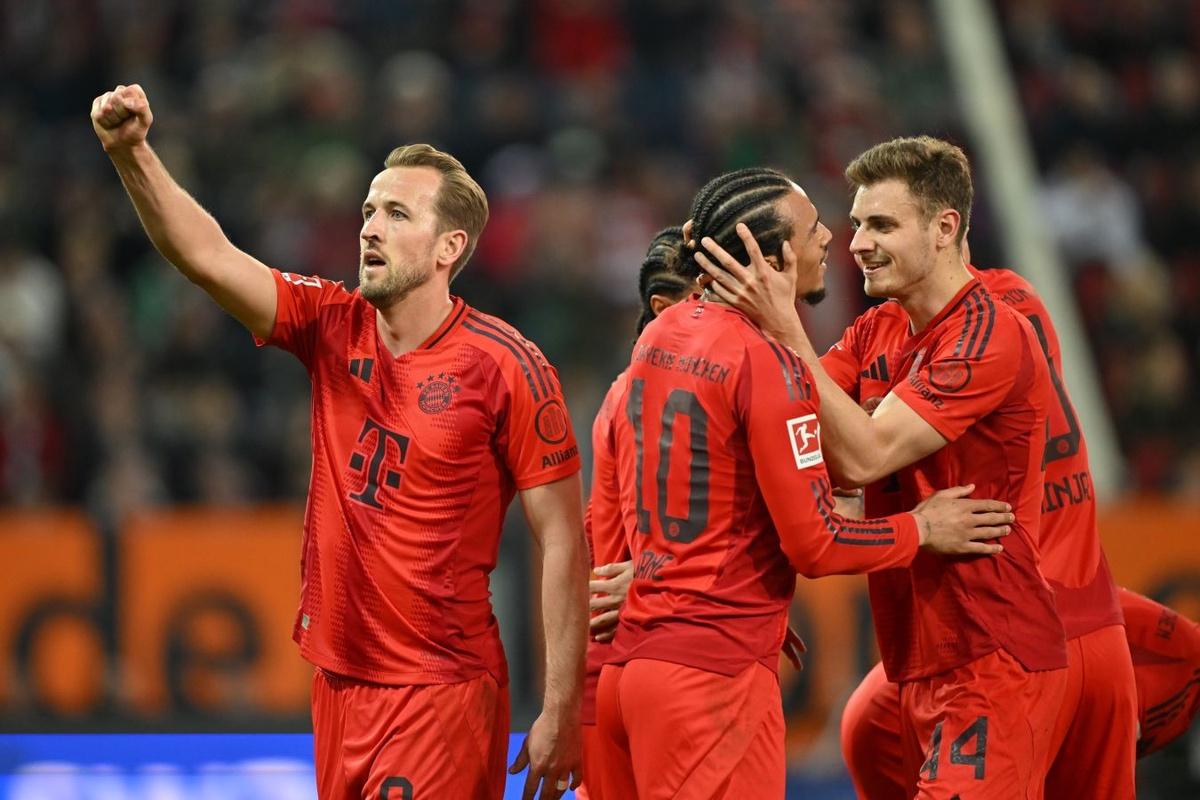 Стало известно, у кого самая золотая футболка в мировом футболе