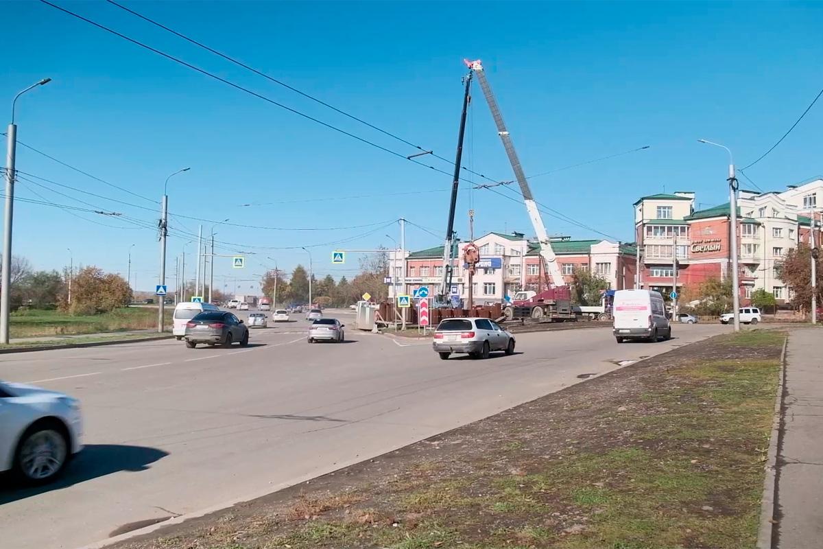 Мэр Иркутска Руслан Болотов: Работы на улицах Рабочего Штаба и Баррикад вышли на финальную стадию