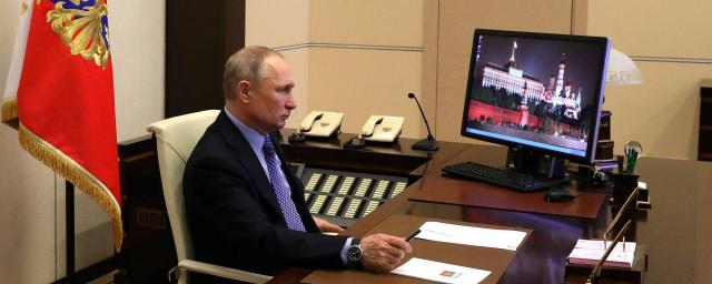 Путин поручил изучить вопрос индексации пенсий работающих пенсионеров