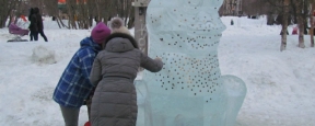 В Мурманске призывают быть осторожными возле ледяных скульптур