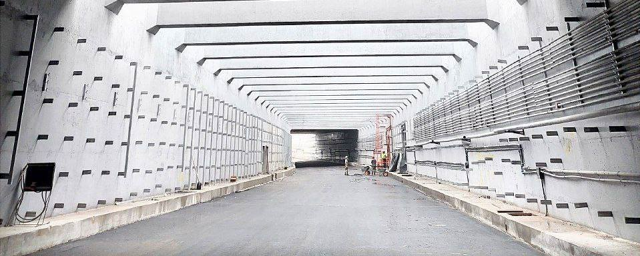 В Жуковском в тоннеле, ведущем к Раменскому, уложили асфальт