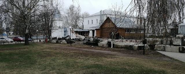 В Свято-Троицком монастыре в Муроме обрушилась одна из стен