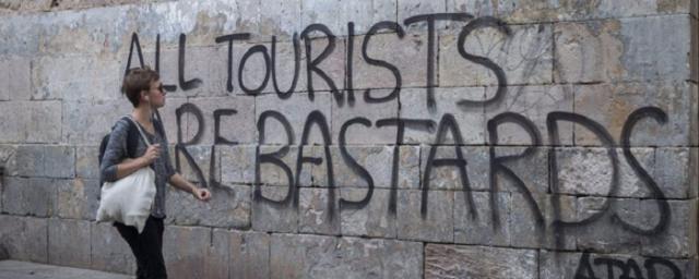 Эксперты заявили о нарастающей враждебности к туристам