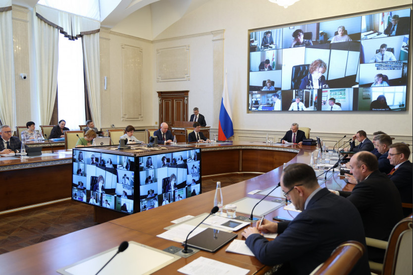 Губернатор Андрей Травников: В Новосибирской области по программе переселения из аварийного жилья на 2026–2027 годы новые квартиры получат более 760 жителей