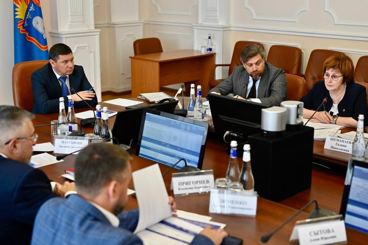 Евгений Первышов обсудил участие Тамбовской области в нацпроектах в 2026-2028 гг.