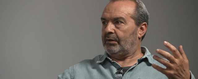 Иноагента Виктора Шендеровича не пустили в Грузию, посадив на обратный рейс до Израиля
