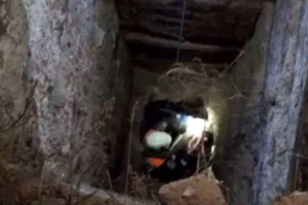 В Дагестане ребенок провалился в люк на глубину 10 метров