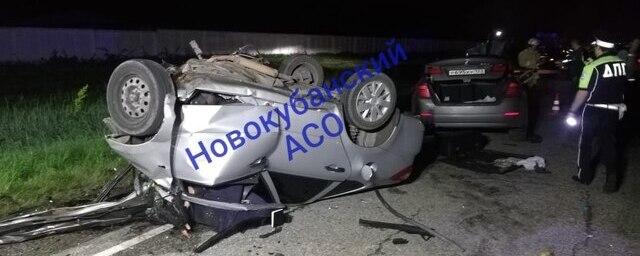 В Новокубанском районе после лобового ДТП от «Лады» осталась половина, погибли двое