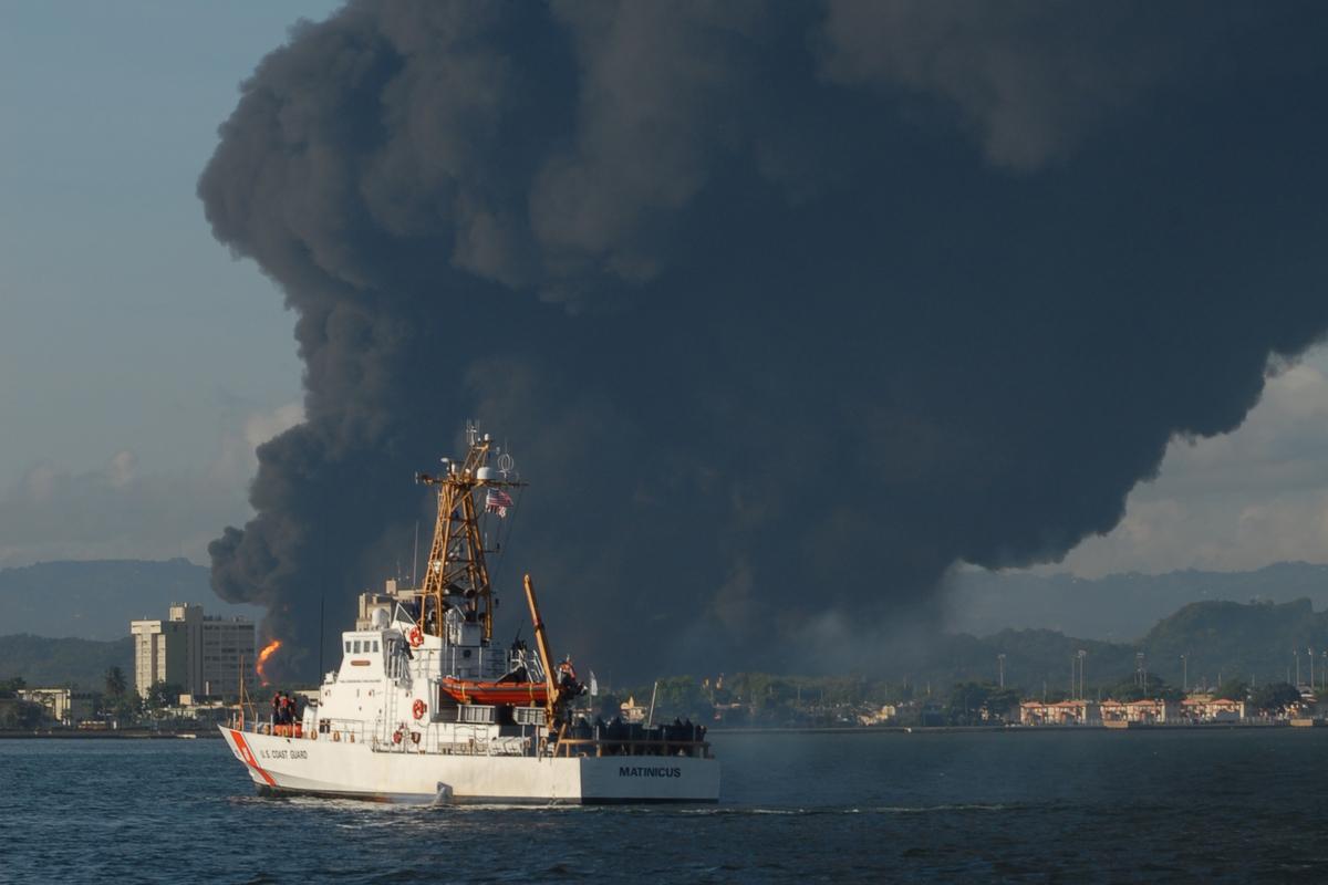 В порту Черноморска прогремел взрыв