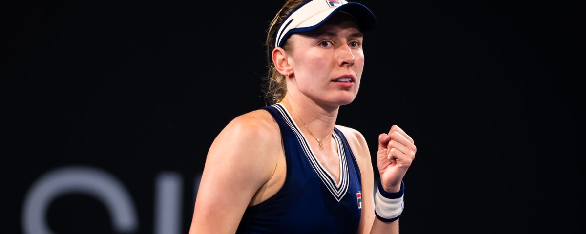 Александрова обыграла Рыбакину и вышла в 1/2 финала турнира в Аделаиде
