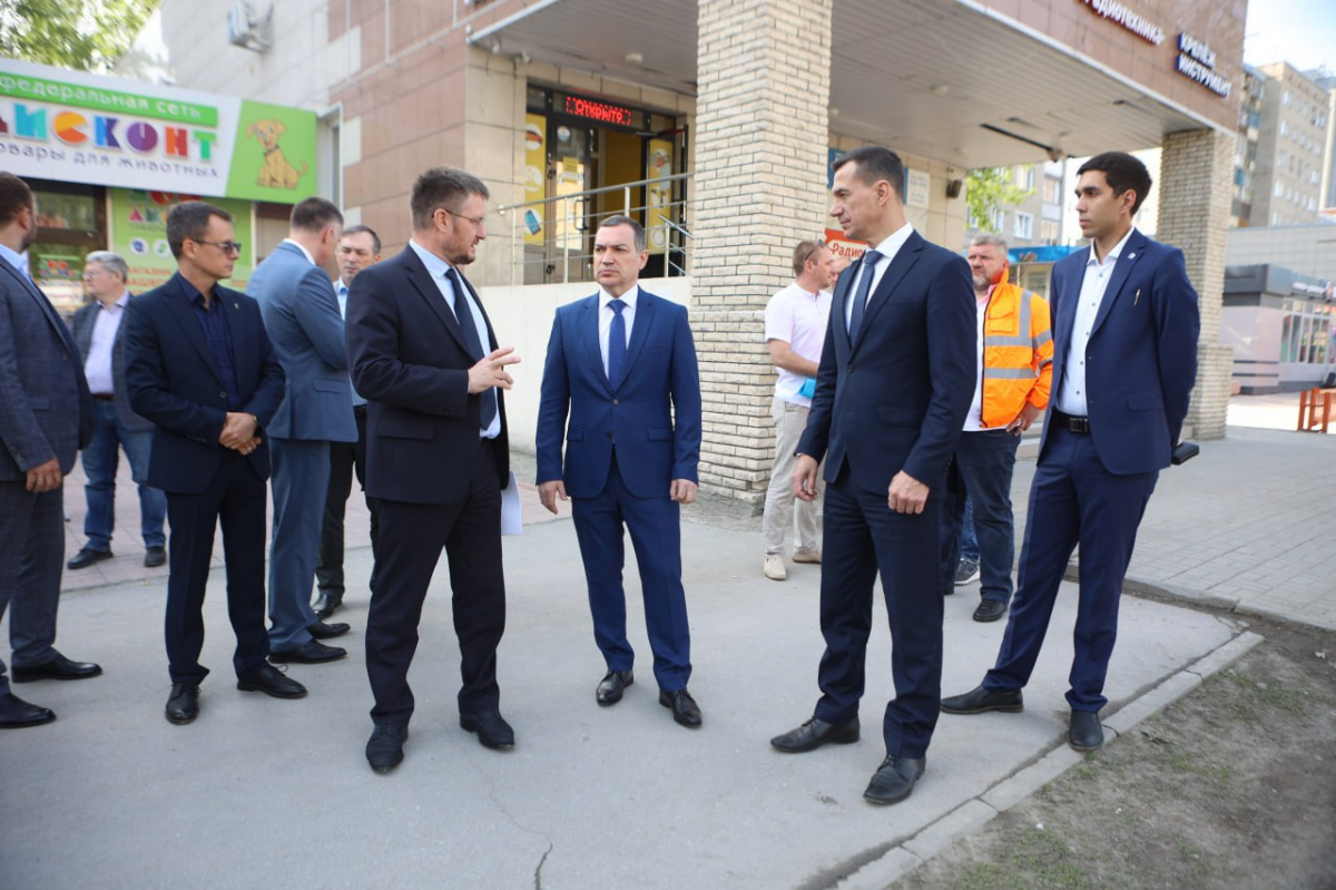 Асфальтирование, благоустройство, озеленение: в Новосибирске приводят в порядок улицу Бориса Богаткова