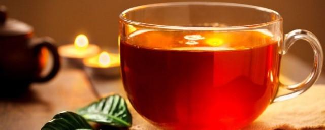 Диетолог Мансурова: Неправильное заваривание чая может быть опасным для здоровья