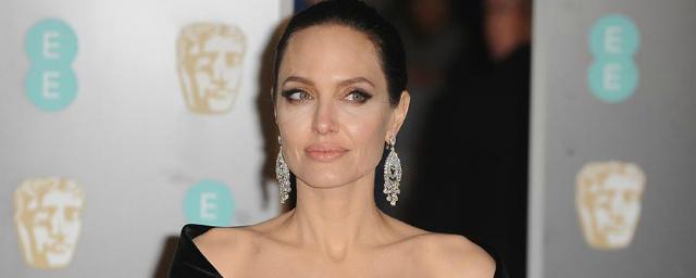 Анджелина Джоли планирует вновь выйти замуж
