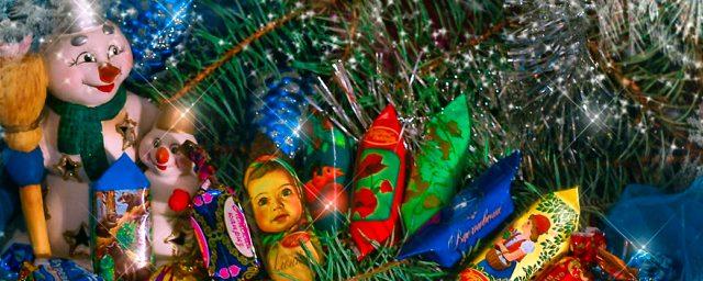 Власти Казани потратят 32 млн рублей на детские новогодние подарки