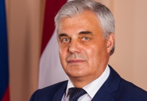 Владимир Чибиркин поздравил энергетиков Мордовии с профессиональным праздником