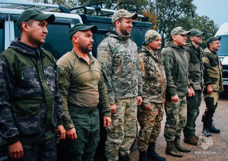 Саперы и пиротехники из Севастополя вернулись домой после разминирования территорий Донбасса