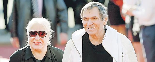 Лидия Федосеева-Шукшина официально развелась с Бари Алибасовым